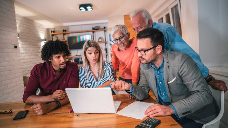 average family income canada