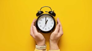 What are the Benefits and Drawbacks of Daylight Saving Time