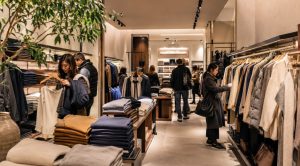 Is Club Monaco Still Operating in Canada